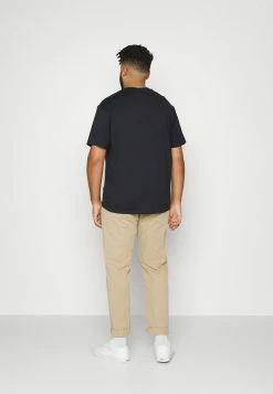 Only & Sons Herren ONSNFL LIFE TEE - T-Shirt Print - Dark Navy 8 Only & Sons Herren ONSNFL LIFE TEE - T-Shirt Print - Dark Navy -Only & Sons Geschäft 081071e99dc9424382505bd7be1a4a3b