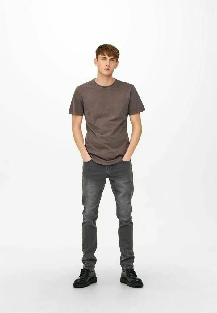 Only & Sons Herren T-Shirt Basic - Huckleberry 2 Only & Sons Herren T-Shirt Basic - Huckleberry – Bild 2