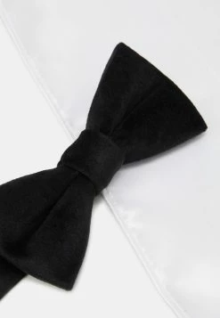 Only & Sons Herren ONSTBOX THEO BOW TIE HANKERCHIEF SET - Einstecktuch - Black/white 13 Only & Sons Herren ONSTBOX THEO BOW TIE HANKERCHIEF SET - Einstecktuch - Black/white -Only & Sons Geschäft 1790f87667814e6fb2043078d2ed19c1
