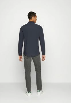 Only & Sons Herren ONSSANE SOLID - Hemd - Dark Navy 7 Only & Sons Herren ONSSANE SOLID - Hemd - Dark Navy -Only & Sons Geschäft 197b5c1f546e4857939abf81e2e85e96