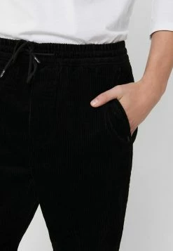 Only & Sons Herren Stoffhose - Black 9 Only & Sons Herren Stoffhose - Black -Only & Sons Geschäft 1cc0018f6c754774b0ebc3ed6982f192