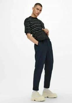 Only & Sons Herren RELAXED FIT - T-Shirt Print - Dark Navy -Only & Sons Geschäft 2e17d7c486c54db59e2436df2c84a6be