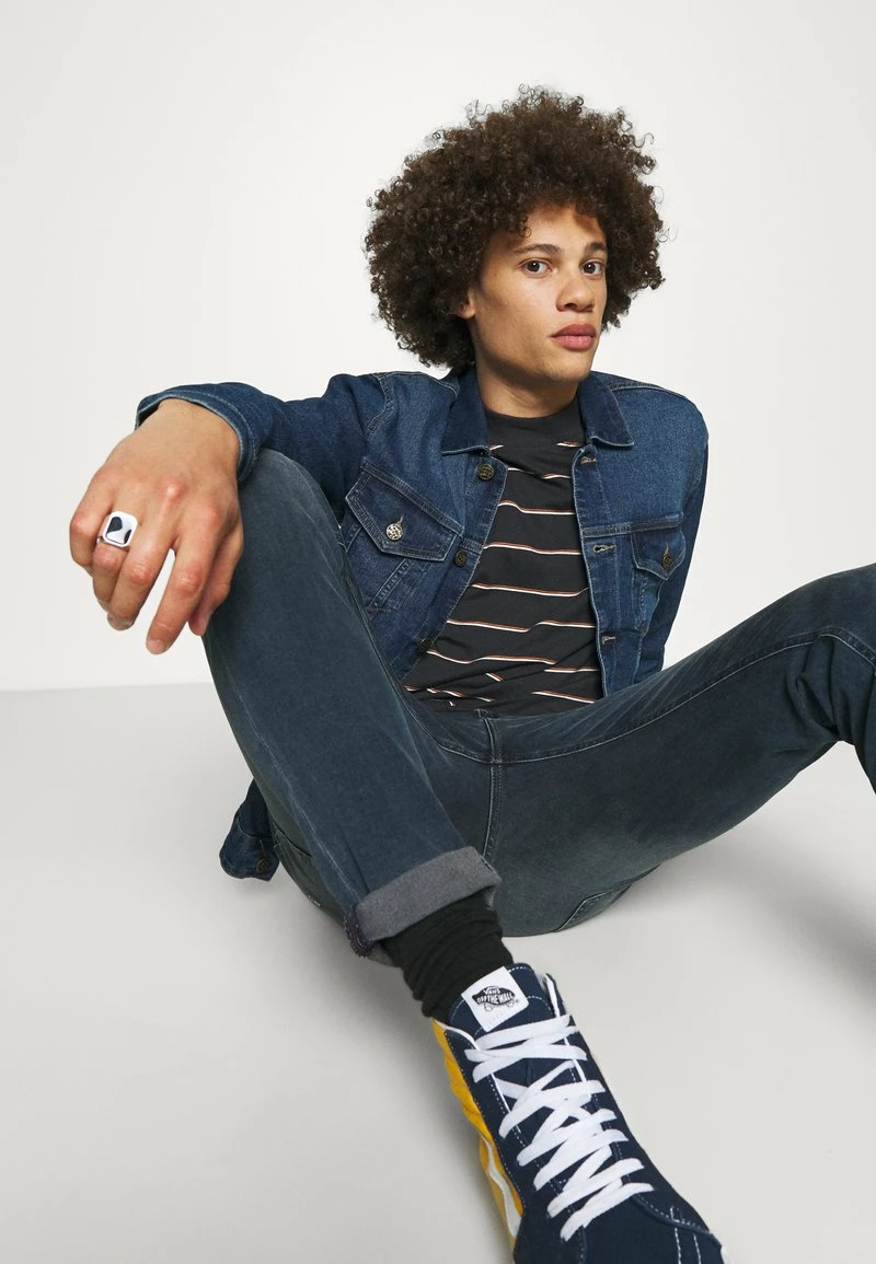 Only & Sons ONSALAN LIFE MOCK NECK TEE - T-Shirt Print - Dark Navy | Herren 4 Only & Sons ONSALAN LIFE MOCK NECK TEE - T-Shirt Print - Dark Navy | Herren – Bild 4