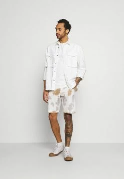 Only & Sons ONSLOU - Shorts - Chinchilla | Herren -Only & Sons Geschäft 60aa72c0dc6945ca8a195b4df9dd1986
