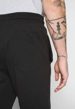 Only & Sons Herren ONSNEIL - Jogginghose - Black 11 Only & Sons Herren ONSNEIL - Jogginghose - Black -Only & Sons Geschäft 63cda2ba31e943c38f89a3b3a6f3517d