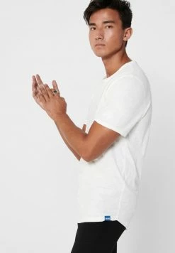 Only & Sons ONSBENNE - T-Shirt Basic - Cloud Dancer | Herren -Only & Sons Geschäft 65de320e7b5f4a66820f03479ff40ad0