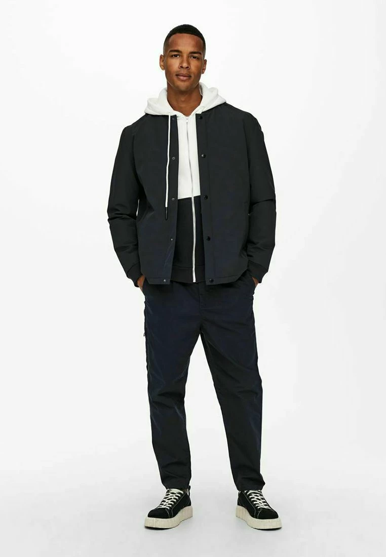 Only & Sons Herren Bomberjacke - Dark Navy 2 Only & Sons Herren Bomberjacke - Dark Navy – Bild 2