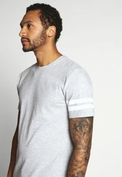 Only & Sons Herren ONSMATT LONGY SOLID STRIPE 2 PACK - T-Shirt Print - White 11 Only & Sons Herren ONSMATT LONGY SOLID STRIPE 2 PACK - T-Shirt Print - White -Only & Sons Geschäft 6a14541f6cb74c82934669e4c0761938