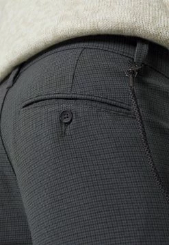 Only & Sons Herren ONSPETE SLIM PANTS - Stoffhose - Grey Pinstripe 9 Only & Sons Herren ONSPETE SLIM PANTS - Stoffhose - Grey Pinstripe -Only & Sons Geschäft 6f1b652e80134e85a163acd40a085461