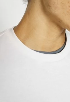 Only & Sons Herren ONSLOONEY LIFE REG CREW NECK - Sweatshirt - Star White 11 Only & Sons Herren ONSLOONEY LIFE REG CREW NECK - Sweatshirt - Star White -Only & Sons Geschäft 70d2d7f9c74e48f8815f6c06231e83a6