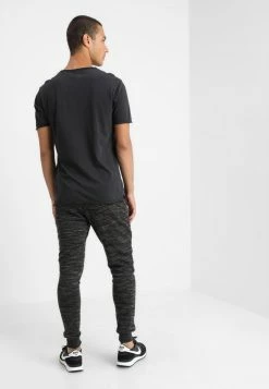 Only & Sons Herren ONSVINN - Jogginghose - Dark Grey Melange 9 Only & Sons Herren ONSVINN - Jogginghose - Dark Grey Melange -Only & Sons Geschäft 818b842a2dfd4ff3aba5c85d4244b784
