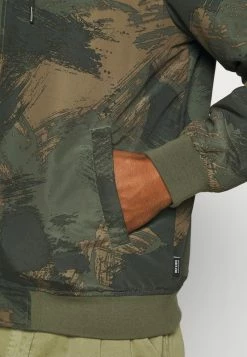 Only & Sons Herren ONSMASON HOOD JACKET - Winterjacke - Olive Night -Only & Sons Geschäft 82b560e54b654800ba016c54b60721b7