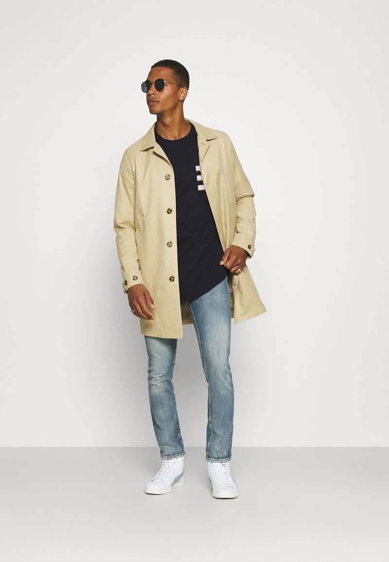 Only & Sons Herren ONSVANE LIFE LONGY POCKET TEE - T-Shirt Print - Dark Navy 2 Only & Sons Herren ONSVANE LIFE LONGY POCKET TEE - T-Shirt Print - Dark Navy – Bild 2