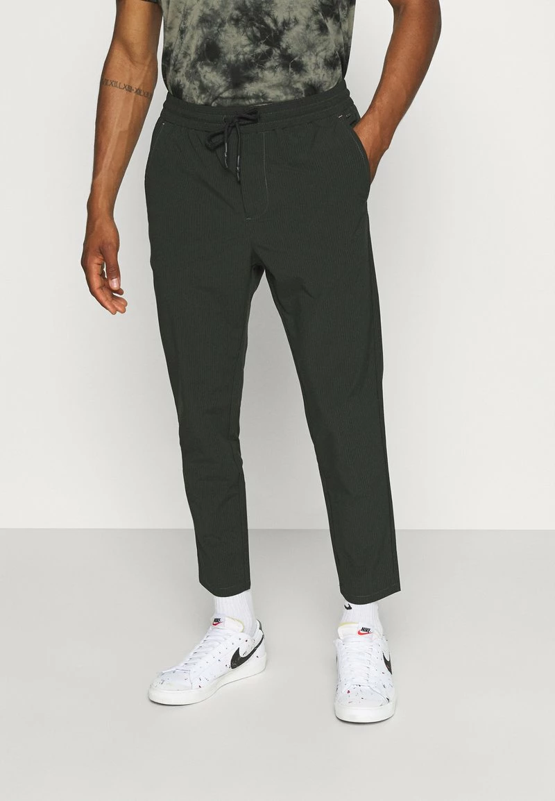 Only & Sons ONSLINUS CROPPED SPORTY - Stoffhose - Peat | Herren 1 Only & Sons ONSLINUS CROPPED SPORTY - Stoffhose - Peat | Herren
