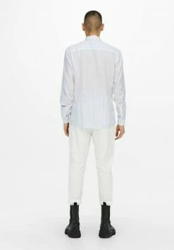 Only & Sons Herren Hemd - White 9 Only & Sons Herren Hemd - White -Only & Sons Geschäft ae8e3671098545179c50ddc2097760a5