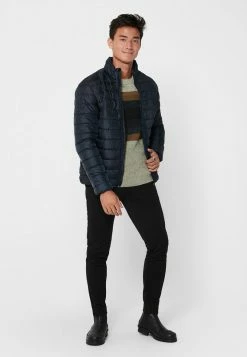 Only & Sons Geschäft -Only & Sons Geschäft ba08cff439c4468782600b806e599362