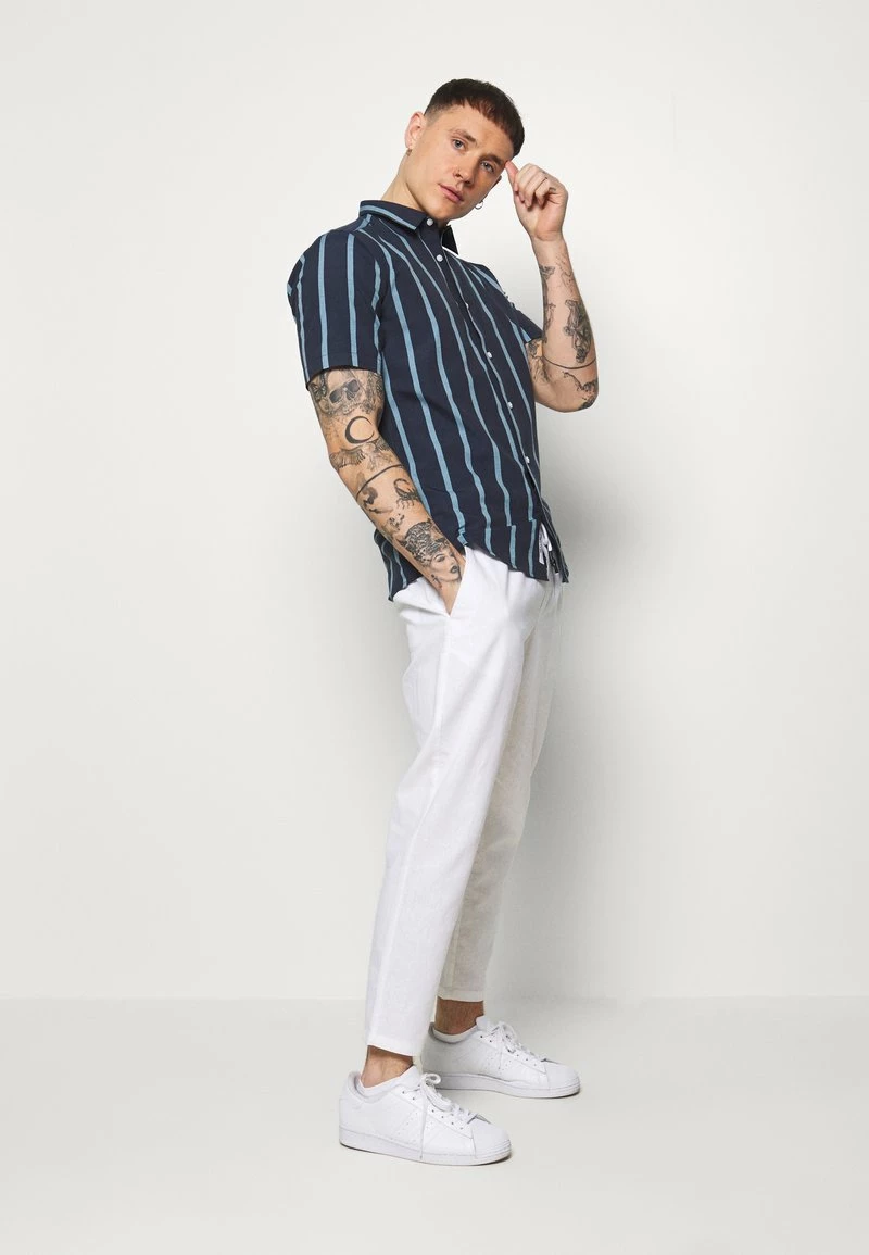 Only & Sons Herren ONSTRAVIS LIFE STRIPED - Hemd - Dark Navy 2 Only & Sons Herren ONSTRAVIS LIFE STRIPED - Hemd - Dark Navy – Bild 2