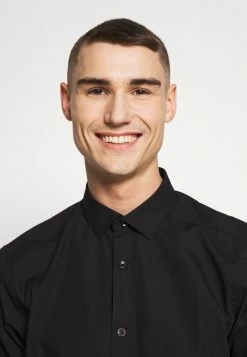 Only & Sons Herren ONSSANE SOLID POPLIN - Businesshemd - Black -Only & Sons Geschäft e2fb86d7c0674e5d9e4d99131173128c