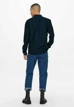 Only & Sons Herren Hemd - Dark Navy 10 Only & Sons Herren Hemd - Dark Navy -Only & Sons Geschäft fb8dfaaf51d74b80acf00b2c5550ed71
